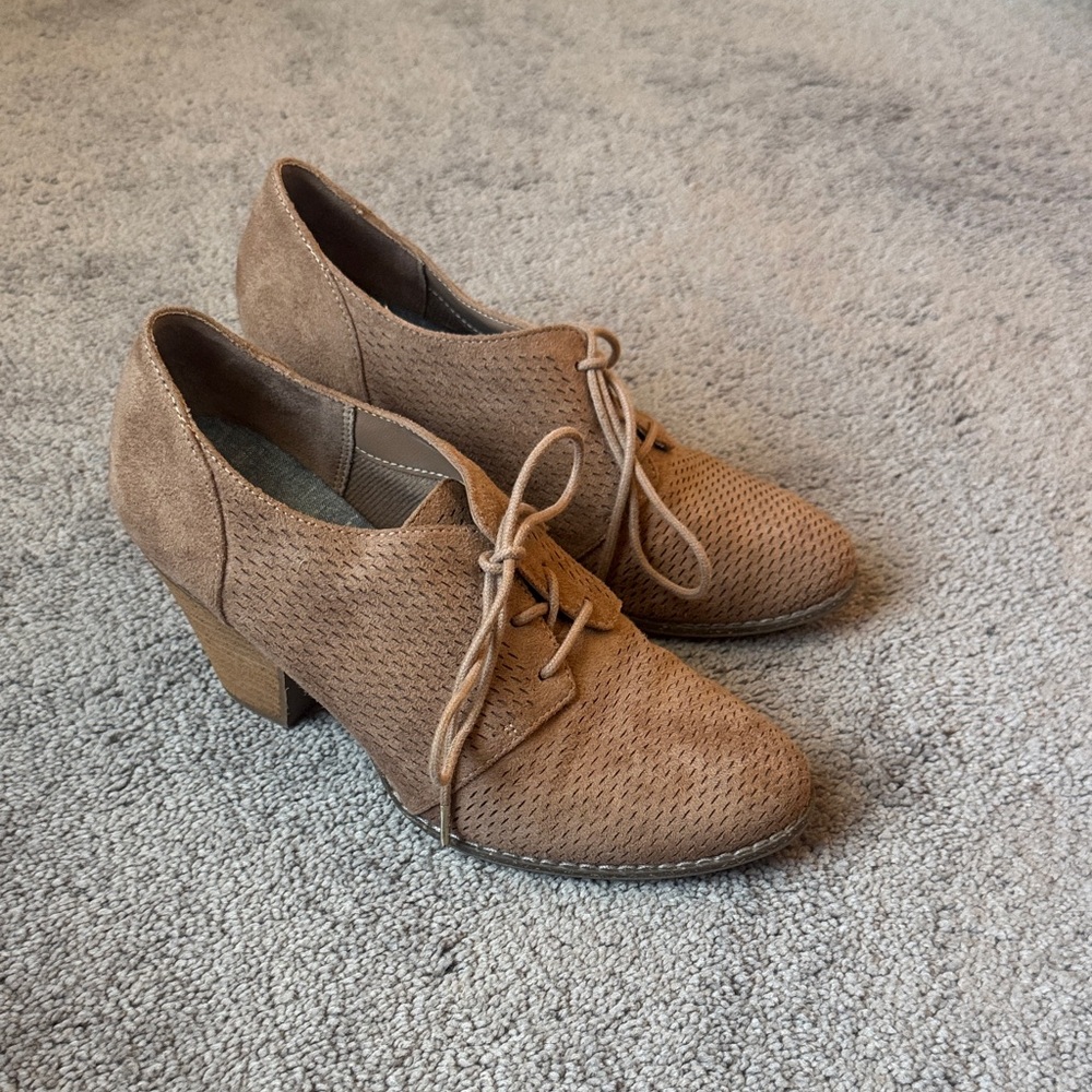 Dr. Scholl’s Tan Lace-Up Heeled Booties SIZE 7